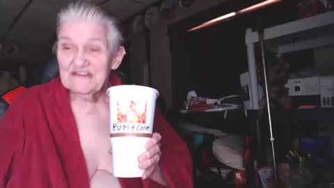 Snapshot of cat9paw chatting on February 2, 2025, 5:48 pm cat online show from February 2, 2025, 5:48 pm