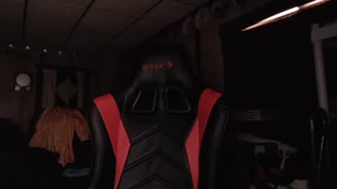 Snapshot of cat9paw chatting on March 1, 2025, 4:22 pm cat online show from March 1, 2025, 4:22 pm