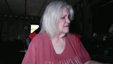 Snapshot of cat9paw chatting on September 25, 2025, 4:21 pm cat online show from September 25, 2025, 4:21 pm