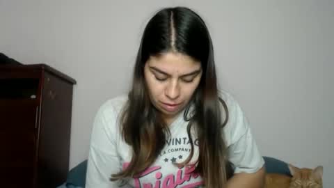 Snapshot of cata_09 chatting on June 11, 2026, 12:32 am cata online show from June 11, 2026, 12:32 am