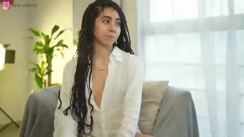 Catalina online show from March 11, 2026, 2:12 pm