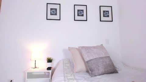    online show from April 4, 2026, 11:13 pm