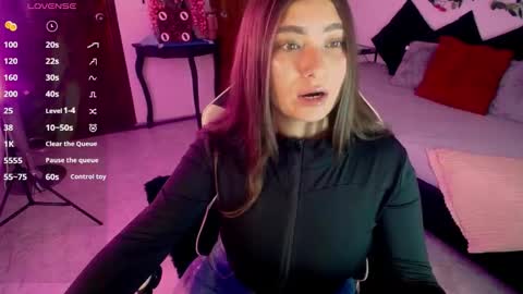 cata_lover1 online show from February 4, 2026, 2:12 pm