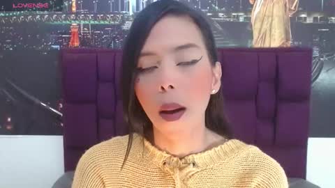 Queen Catalella online show from March 5, 2026, 3:24 am