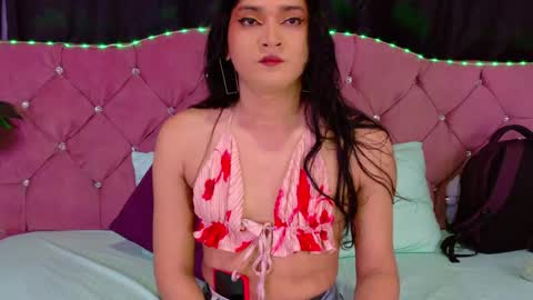 Cata Prins  online show from May 11, 2026, 11:49 am