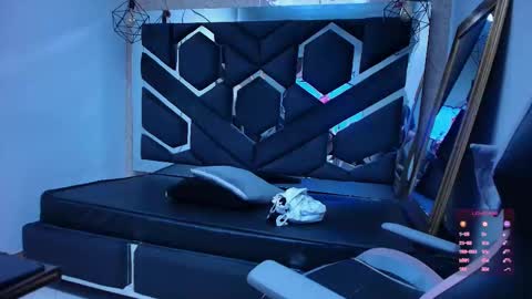 Cataleya online show from November 10, 2025, 10:58 am