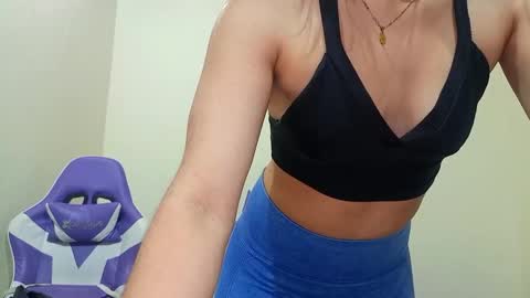 cataleyalove_ady online show from January 14, 2026, 2:17 am