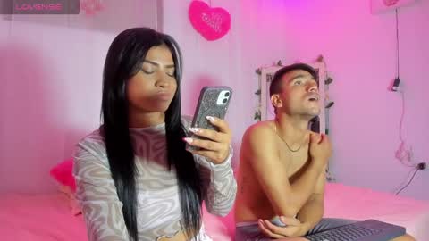 Cata y Roger online show from February 6, 2025, 5:35 am