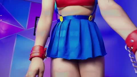 Catalina online show from April 4, 2026, 8:39 pm