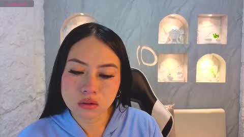 Snapshot of catalina_tx_ chatting on February 9, 2026, 1:04 pm Online 800 to 1400 online show from February 9, 2026, 1:04 pm