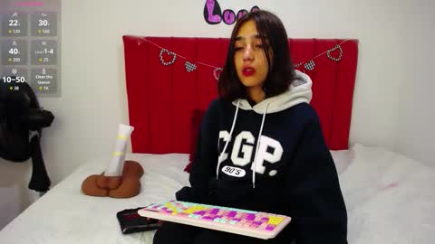 Snapshot of catalinahot2023 chatting on September 19, 2025, 2:46 am Catalina online show from September 19, 2025, 2:46 am