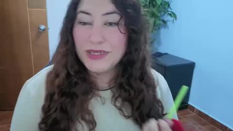Snapshot of catalinamarpi45 chatting on June 4, 2026, 4:02 pm cataleya online show from June 4, 2026, 4:02 pm
