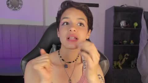 Cat  online show from February 21, 2025, 12:49 am