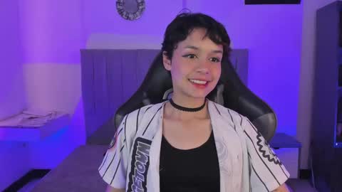 Cat  online show from March 8, 2025, 8:03 pm