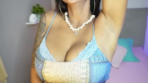 Snapshot of caterinezapataa chatting on December 27, 2024, 9:06 am Caterine Zapata online show from December 27, 2024, 9:06 am