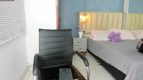 Snapshot of cathaleya_17 chatting on June 30, 2026, 3:40 am cathaleya_17 online show from June 30, 2026, 3:40 am