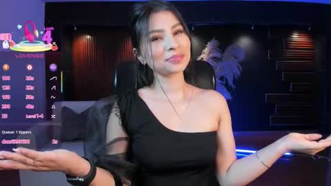 Catalina Santana online show from October 14, 2025, 6:09 pm