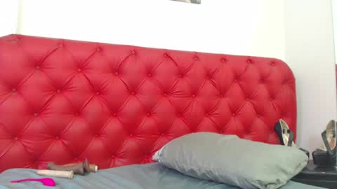 cathalina online show from February 3, 2025, 7:00 pm