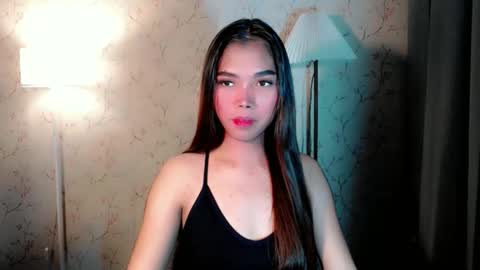 Snapshot of catherine_365 chatting on October 15, 2025, 1:44 pm catherine_365 online show from October 15, 2025, 1:44 pm