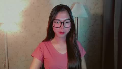 Snapshot of catherine_365 chatting on October 18, 2025, 7:25 pm catherine_365 online show from October 18, 2025, 7:25 pm