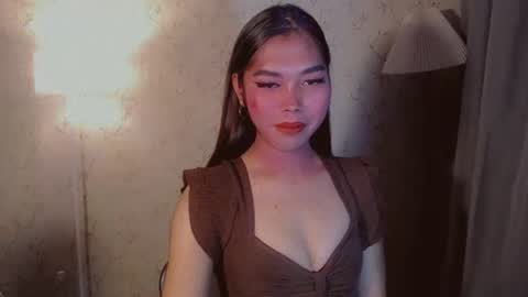 Snapshot of catherine_365 chatting on October 23, 2025, 6:17 pm catherine_365 online show from October 23, 2025, 6:17 pm