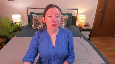 Catrin online show from March 29, 2026, 5:07 am