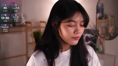 Lee online show from October 23, 2025, 5:23 pm