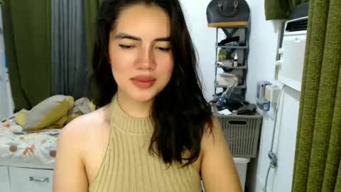 Snapshot of cathy_lyn chatting on April 29, 2026, 11:36 am cathy_lyn online show from April 29, 2026, 11:36 am