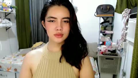 Snapshot of cathy_lyn chatting on May 3, 2026, 11:16 am cathy_lyn online show from May 3, 2026, 11:16 am