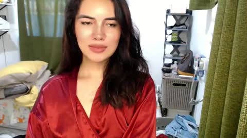 Snapshot of cathy_lyn chatting on May 24, 2026, 12:37 am cathy_lyn online show from May 24, 2026, 12:37 am