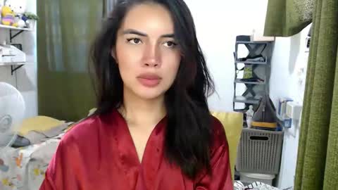 Snapshot of cathy_lyn chatting on May 24, 2026, 11:54 pm cathy_lyn online show from May 24, 2026, 11:54 pm