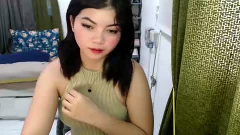 Snapshot of cathy_lyn chatting on June 22, 2026, 11:46 pm cathy_lyn online show from June 22, 2026, 11:46 pm