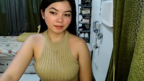 Snapshot of cathy_lyn chatting on July 14, 2026, 10:59 pm cathy_lyn online show from July 14, 2026, 10:59 pm