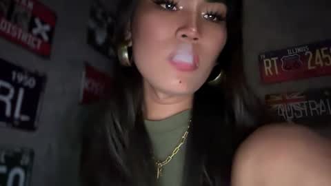 Snapshot of cathy_sanches chatting on December 28, 2024, 2:21 pm cathy online show from December 28, 2024, 2:21 pm