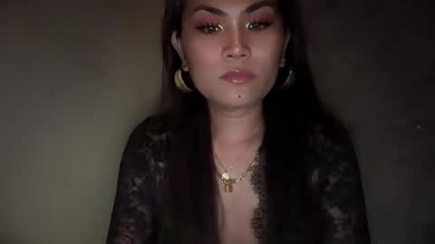 Snapshot of cathy_sanches chatting on January 22, 2025, 1:42 pm cathy online show from January 22, 2025, 1:42 pm