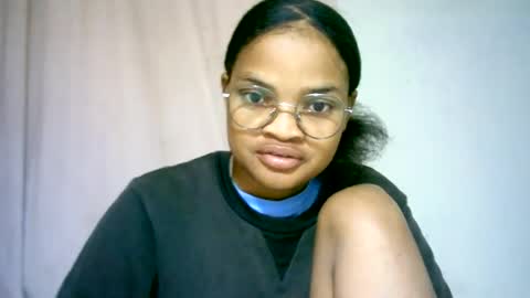 Snapshot of cathyxlisa chatting on June 19, 2026, 7:23 am CathyXLisa online show from June 19, 2026, 7:23 am
