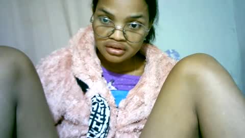 Snapshot of cathyxlisa chatting on June 22, 2026, 10:56 am CathyXLisa online show from June 22, 2026, 10:56 am