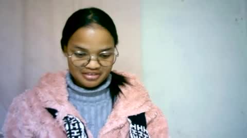Snapshot of cathyxlisa chatting on July 9, 2026, 9:46 am CathyXLisa online show from July 9, 2026, 9:46 am