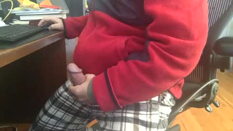 Snapshot of catmandoo21001 chatting on December 6, 2024, 8:29 pm catmandoo21001 online show from December 6, 2024, 8:29 pm