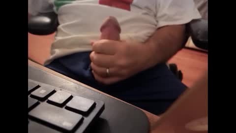 Snapshot of catmandoo21001 chatting on September 12, 2025, 2:55 am catmandoo21001 online show from September 12, 2025, 2:55 am