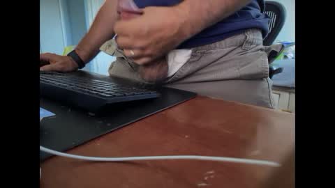 Snapshot of catmandoo21001 chatting on September 19, 2025, 9:15 pm catmandoo21001 online show from September 19, 2025, 9:15 pm