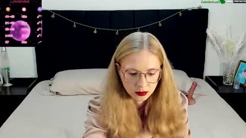 Snapshot of catmintlush chatting on June 28, 2026, 11:33 pm CatmintLush online show from June 28, 2026, 11:33 pm