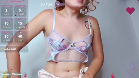 Snapshot of catnessa_ chatting on December 2, 2024, 12:52 am Catalina Restrepo online show from December 2, 2024, 12:52 am