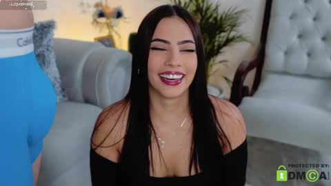 IG soycatrinaoficial online show from March 6, 2025, 6:59 pm