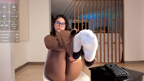 Catta  online show from March 3, 2025, 1:31 am