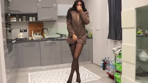 Snapshot of catty190 chatting on February 12, 2025, 8:18 pm catty online show from February 12, 2025, 8:18 pm