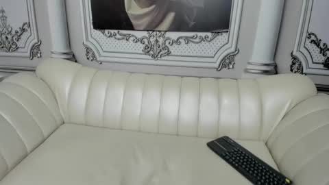 Snapshot of catty_dolldaddy chatting on March 8, 2025, 5:11 pm catty online show from March 8, 2025, 5:11 pm