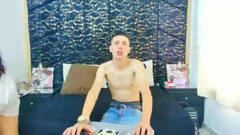 Snapshot of cattyandnicky chatting on October 20, 2025, 1:00 pm CattyANDnicky online show from October 20, 2025, 1:00 pm