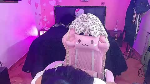 caty_block online show from May 5, 2026, 3:42 pm