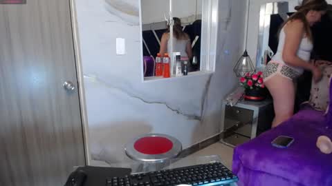 Snapshot of catyuska_bc chatting on January 18, 2025, 2:33 pm Caty online show from January 18, 2025, 2:33 pm